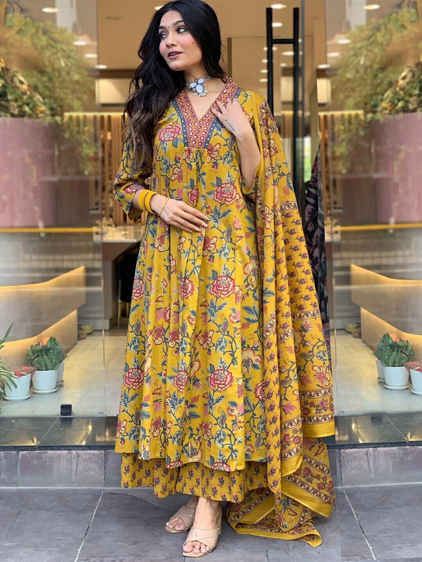 YAGNIK FASHION Women Cotton Rayon Kurta Palazzo Dupatta Set - Image 4