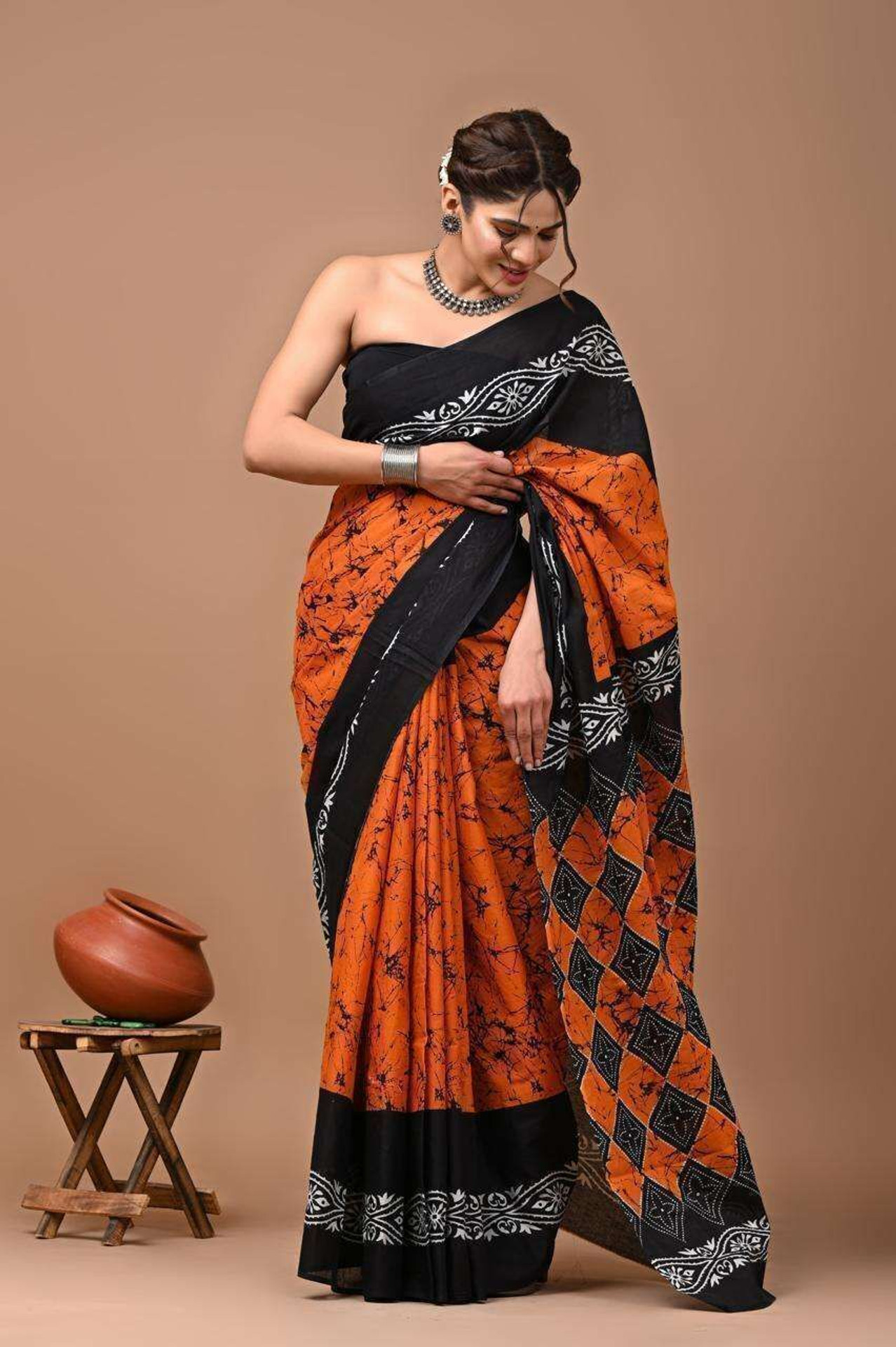 Dosayafabrics Blocked Printed Daily Wear Pure Cotton, Mulmul Saree (Orange) - Image 4