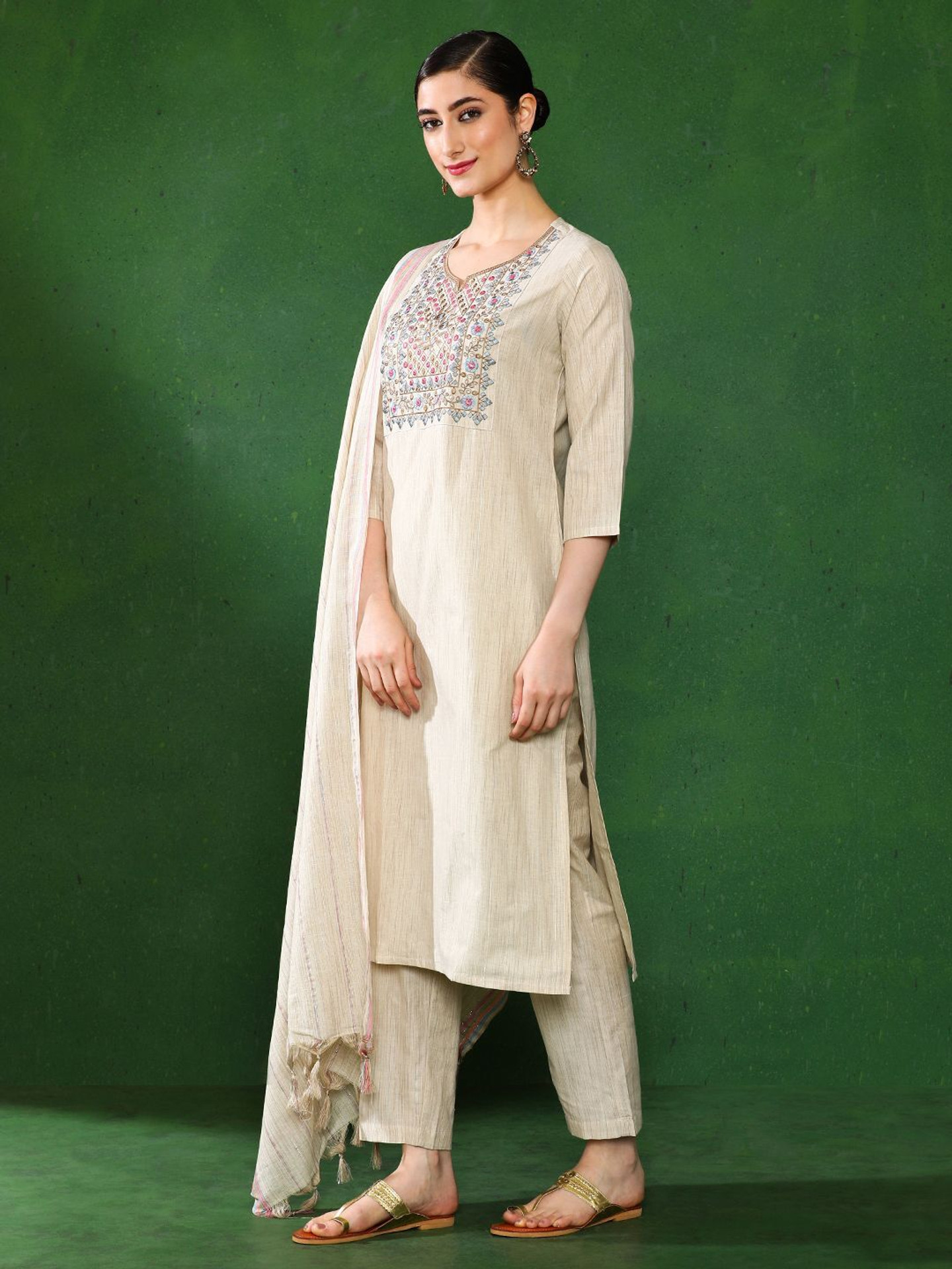 Jaipur Kurti Women Pure Cotton Kurta Pant Dupatta Set - Image 6